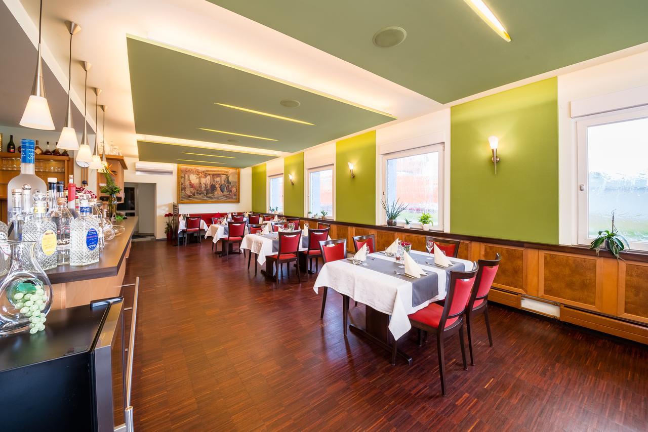 Hotel Restaurant Vater Rhein Woerth am Rhein Eksteriør bilde