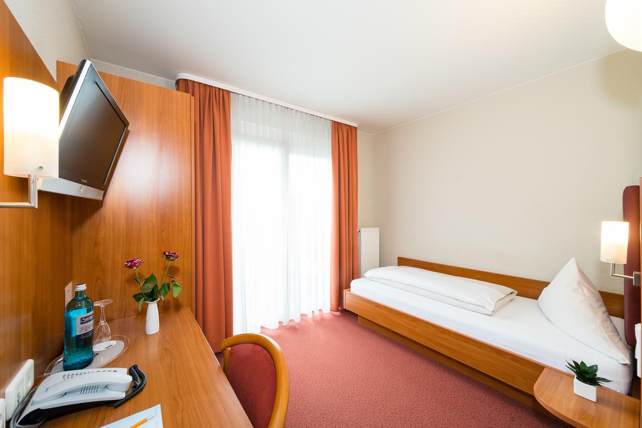 Hotel Restaurant Vater Rhein Woerth am Rhein Eksteriør bilde
